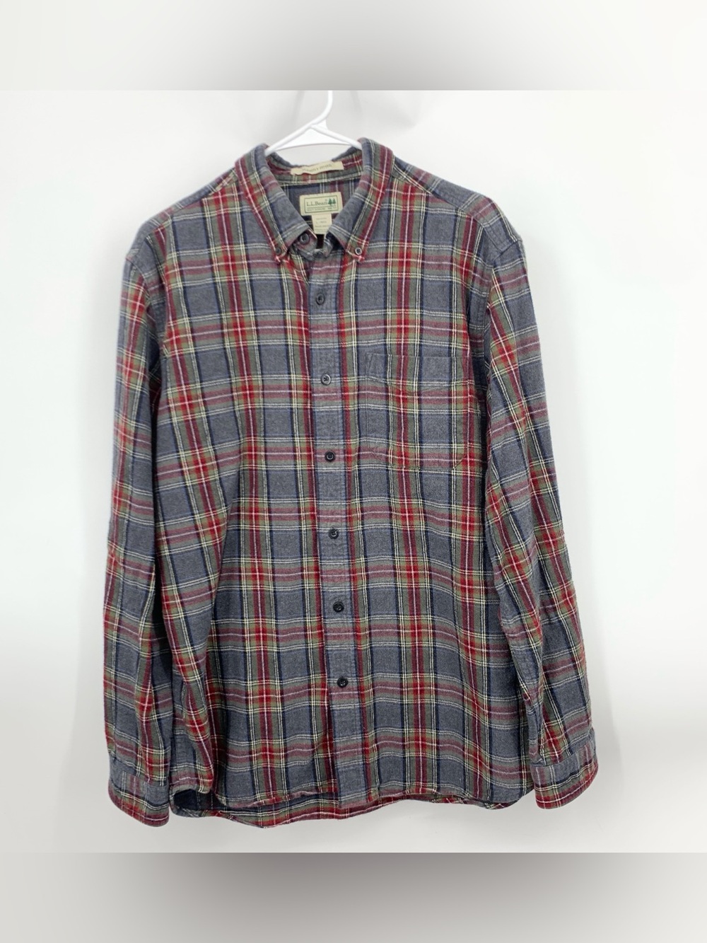 LL Bean Men Size Large Shirt Button Top Gray Red Flannel Plaid Cotton Scotch